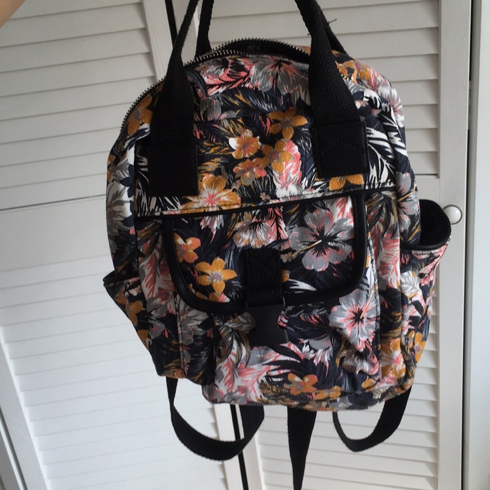 Mini floral backpack